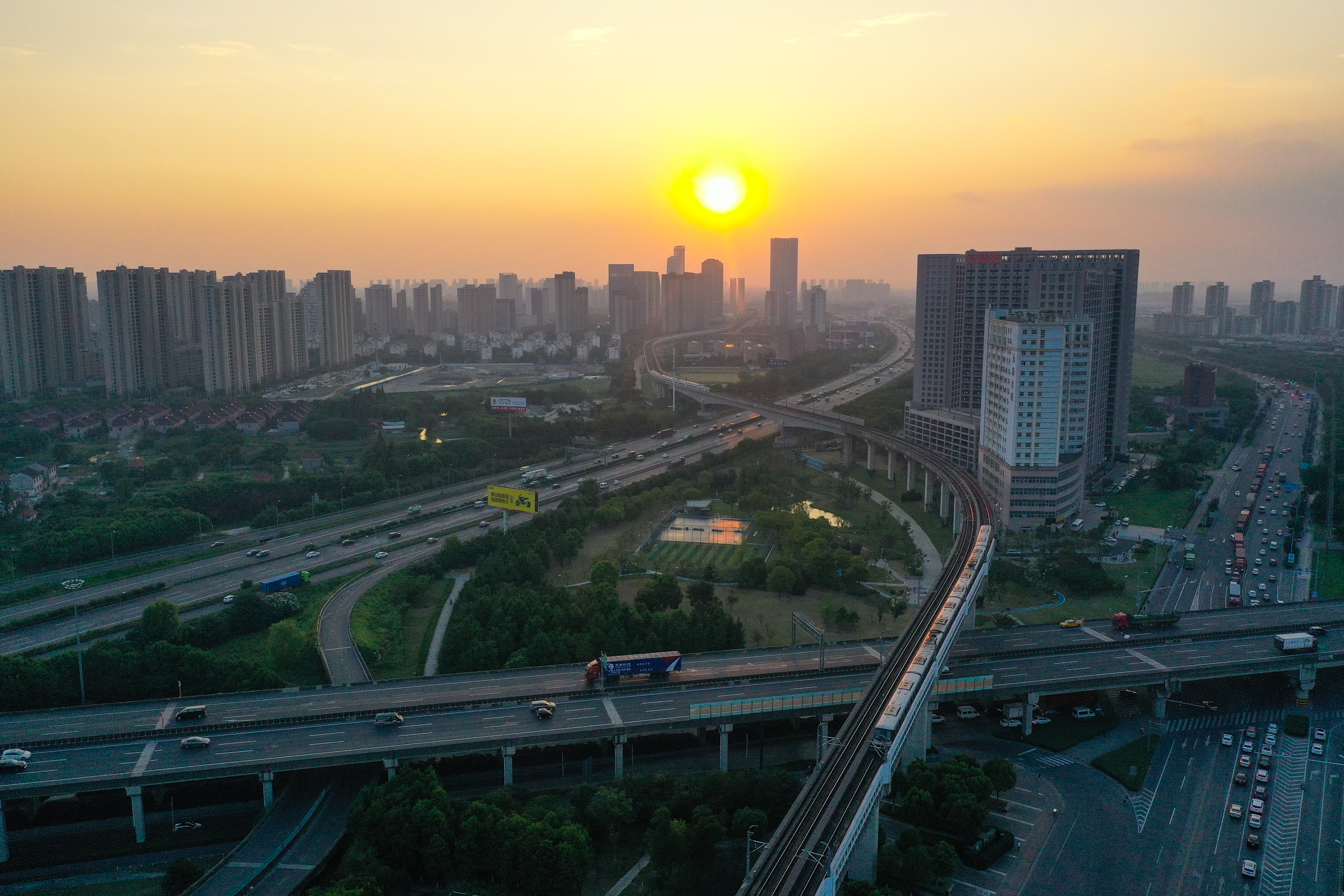 徐州地铁大厦建设新篇章，未来展望无限美好